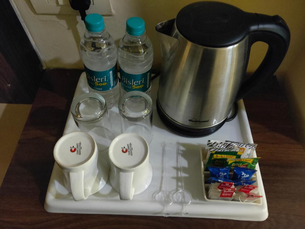 Hotel Jsr Continental Dehradun Zewnętrze zdjęcie