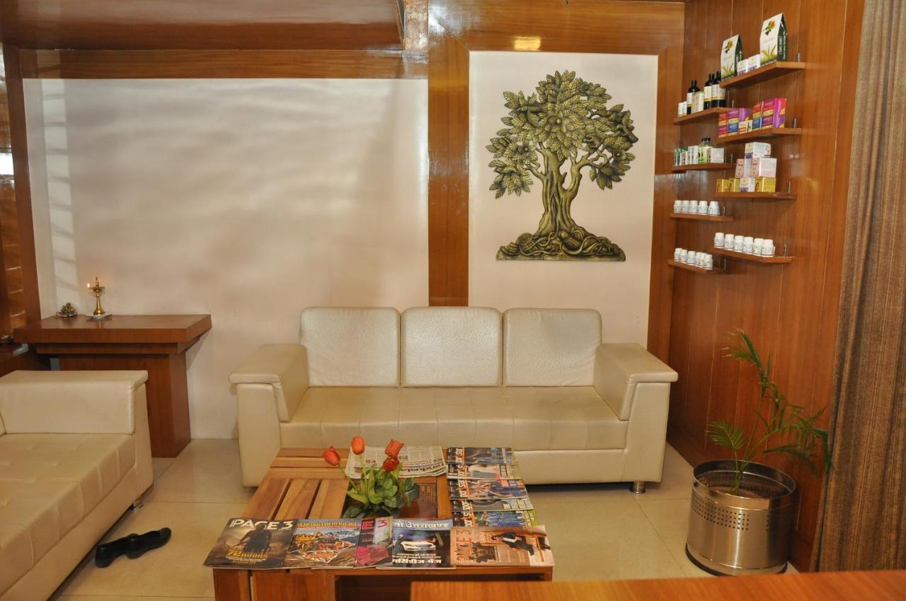 Hotel Jsr Continental Dehradun Zewnętrze zdjęcie